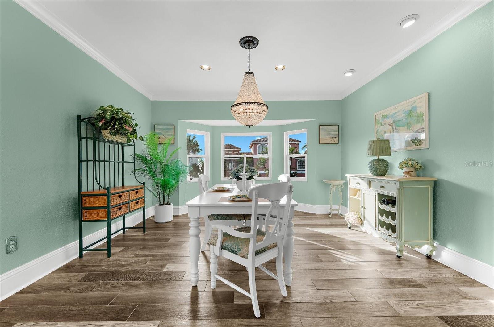 Image 54 of 100 For 2002 Alexis Court