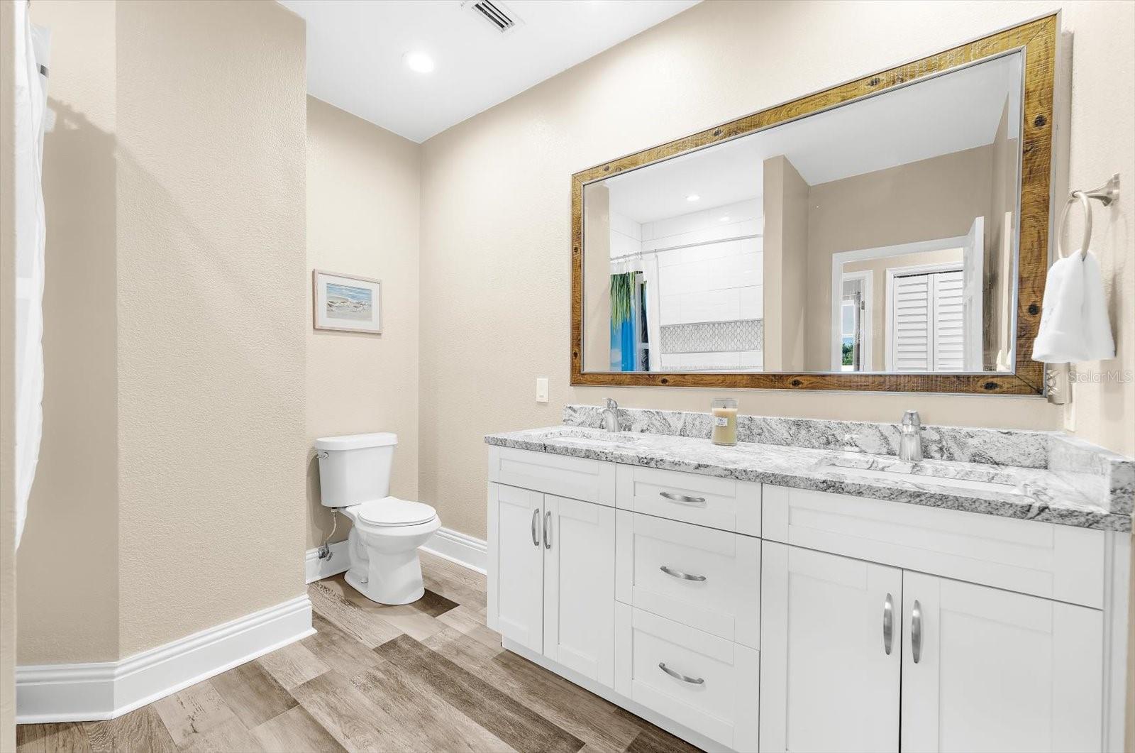 Image 62 of 100 For 2002 Alexis Court