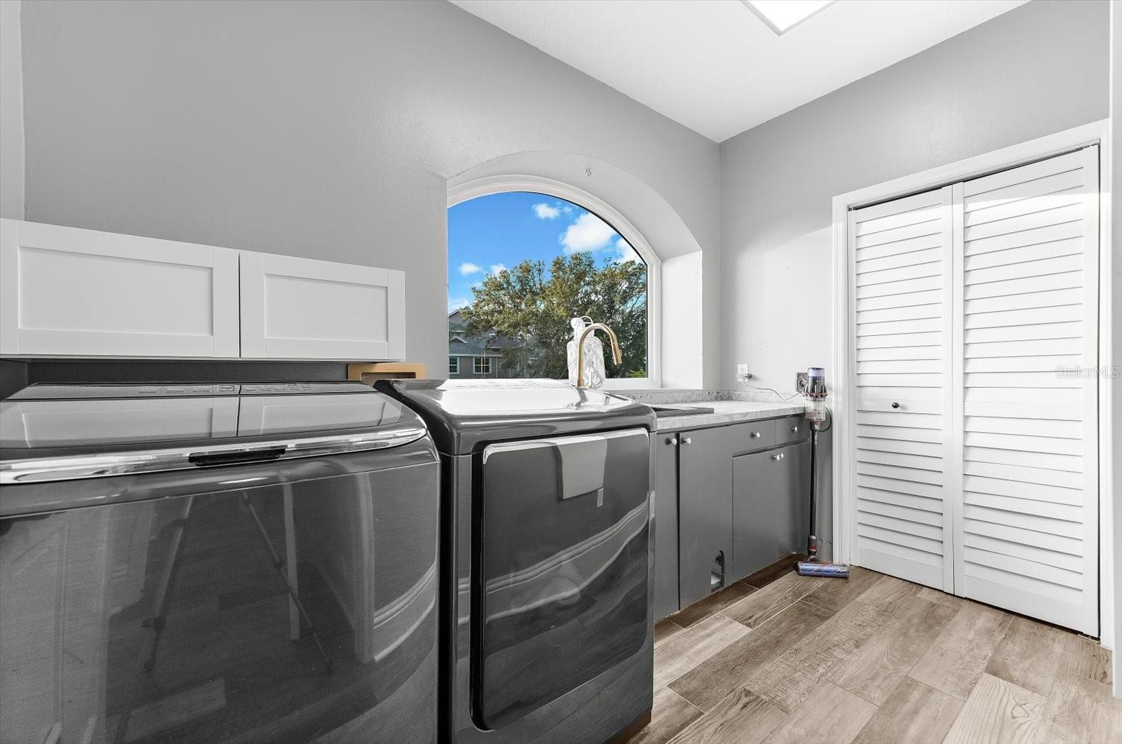 Image 70 of 100 For 2002 Alexis Court