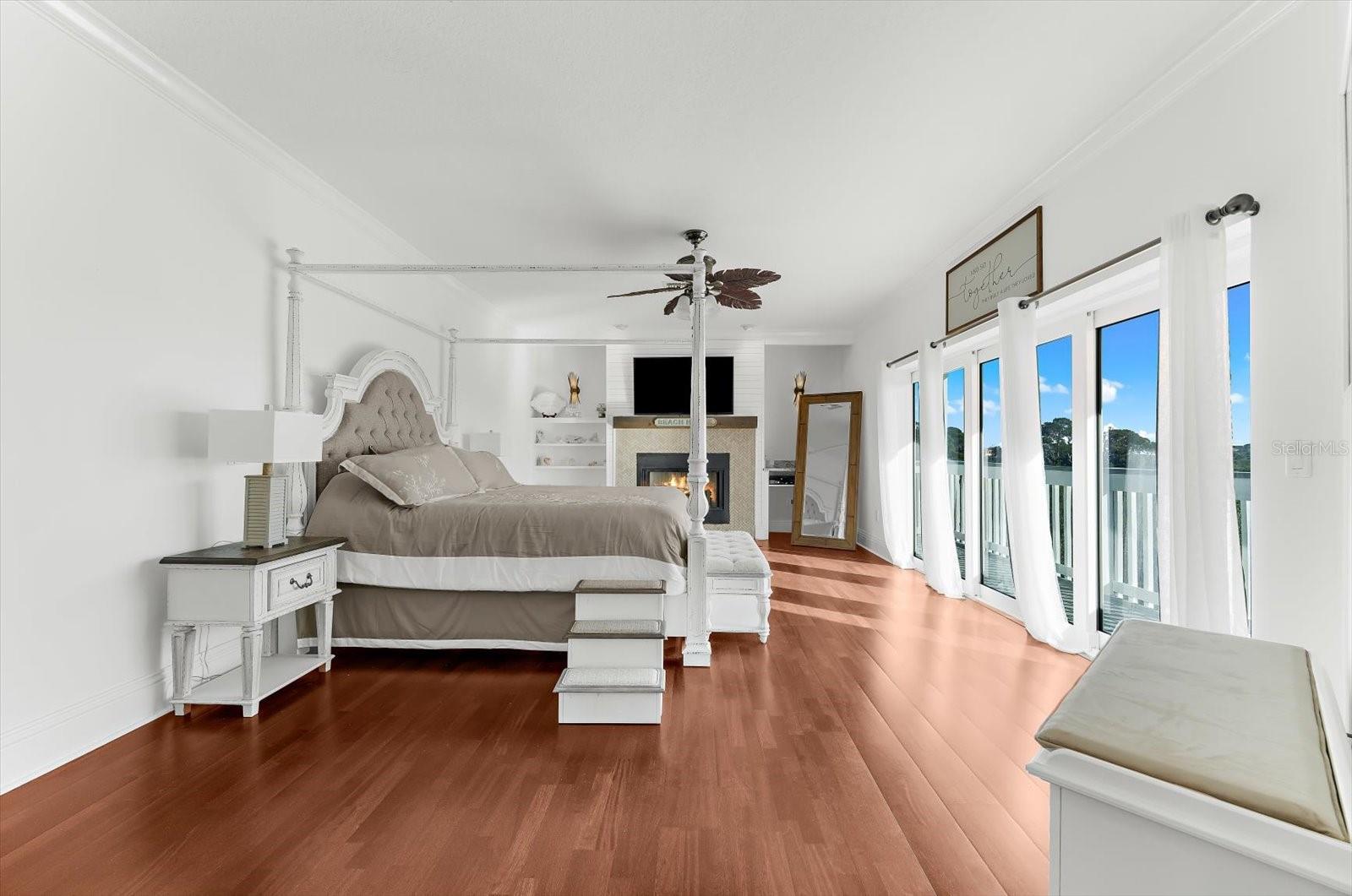 Image 81 of 100 For 2002 Alexis Court