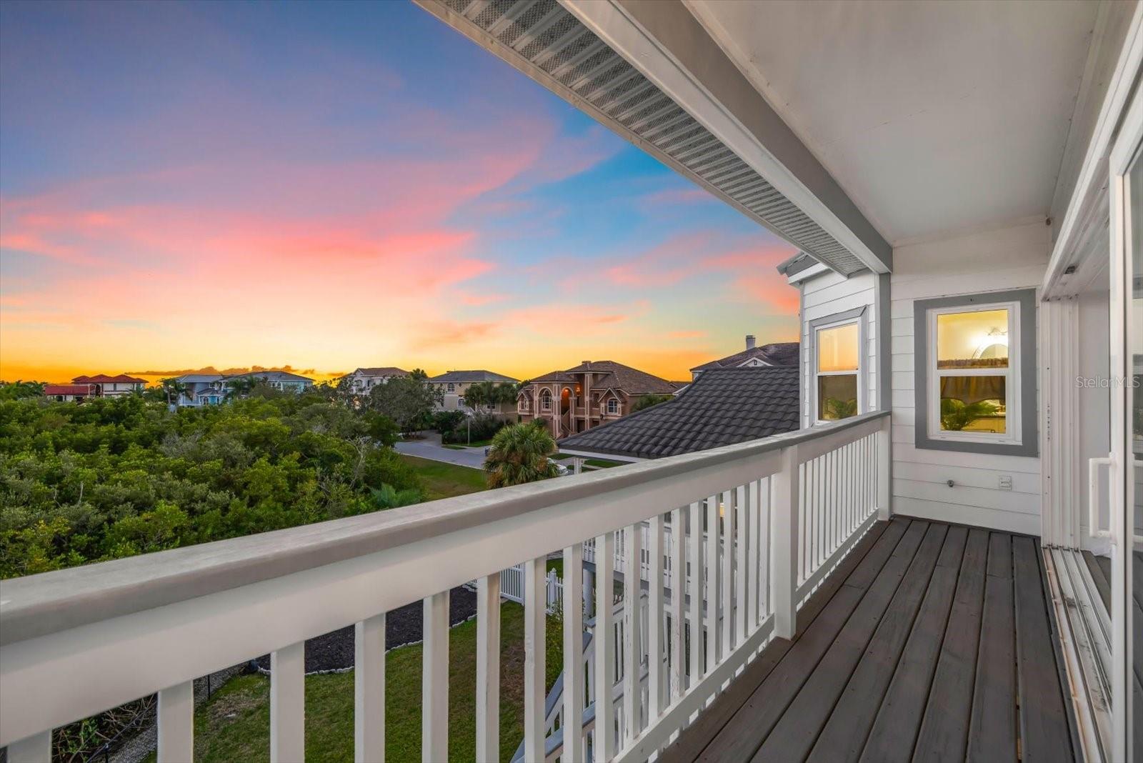 Image 82 of 100 For 2002 Alexis Court