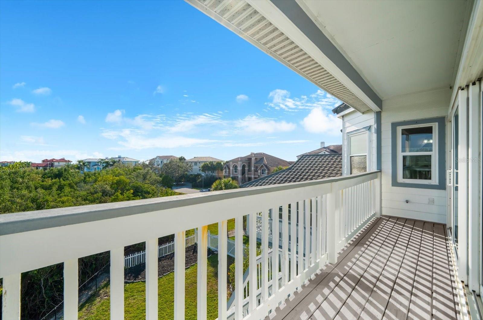 Image 85 of 100 For 2002 Alexis Court