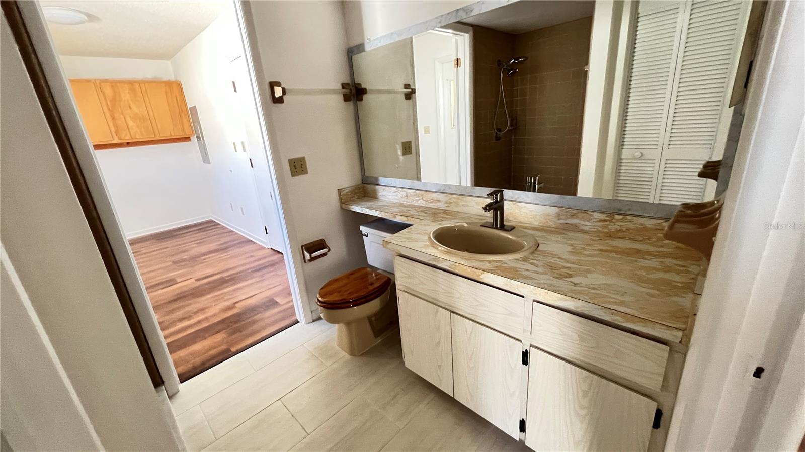 Image 16 of 18 For 10548 86th Avenue N