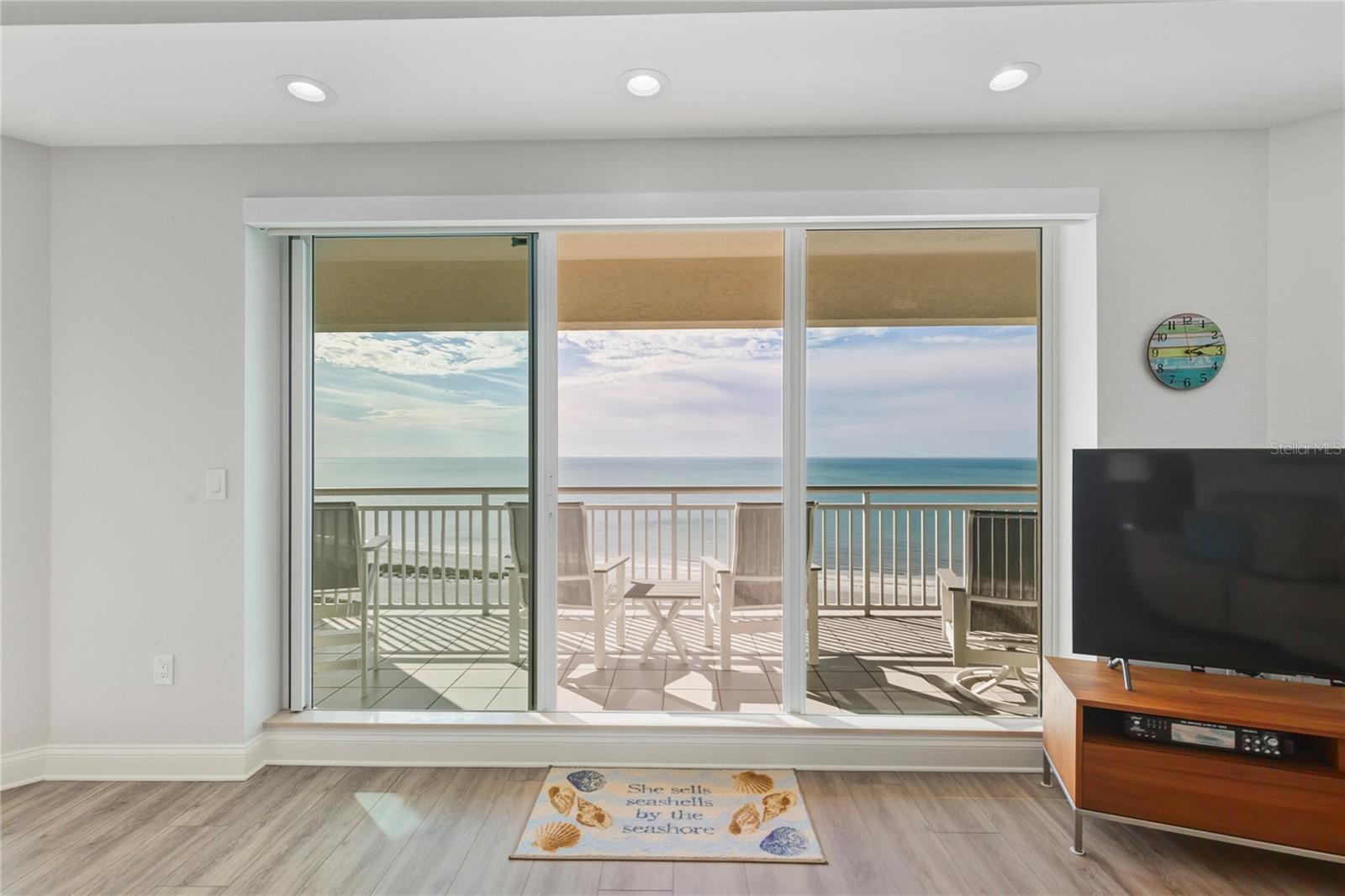 Image 18 of 58 For 1180 Gulf Boulevard 2001