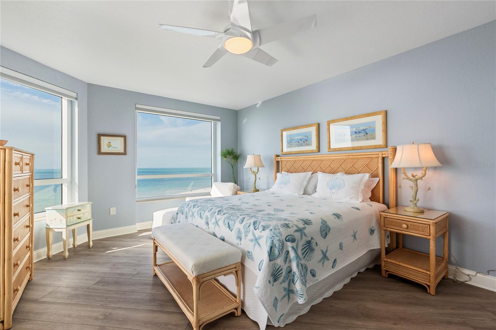 Image 22 of 58 For 1180 Gulf Boulevard 2001