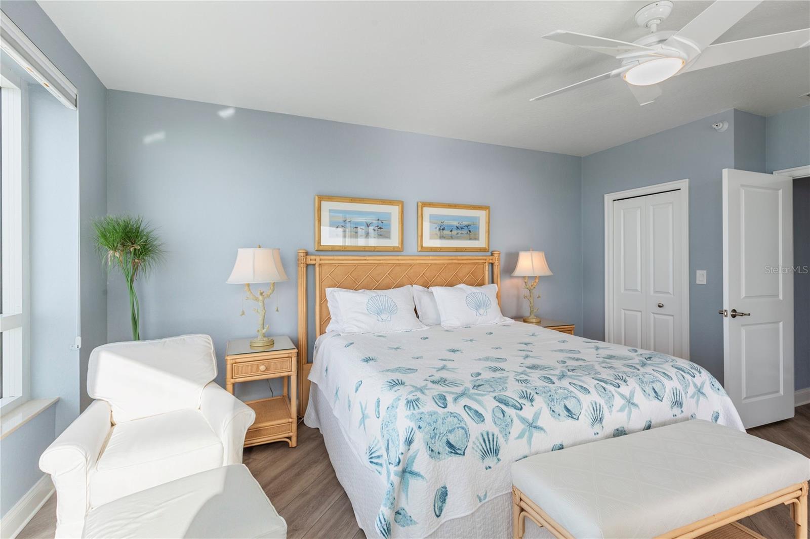 Image 23 of 58 For 1180 Gulf Boulevard 2001