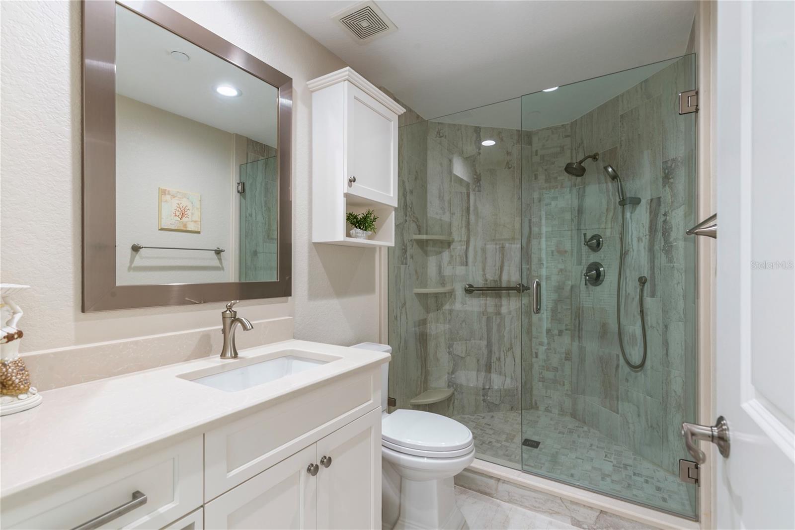 Image 34 of 58 For 1180 Gulf Boulevard 2001