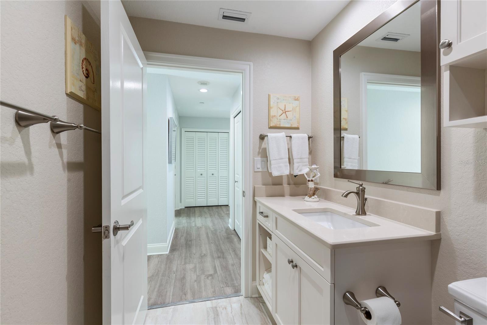 Image 35 of 58 For 1180 Gulf Boulevard 2001