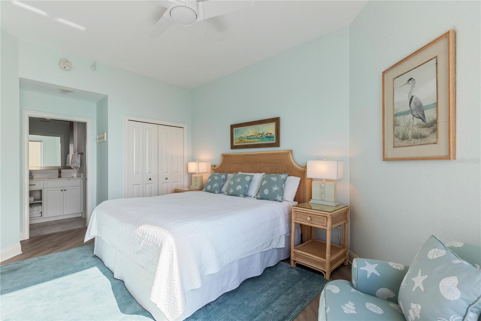 Image 40 of 58 For 1180 Gulf Boulevard 2001