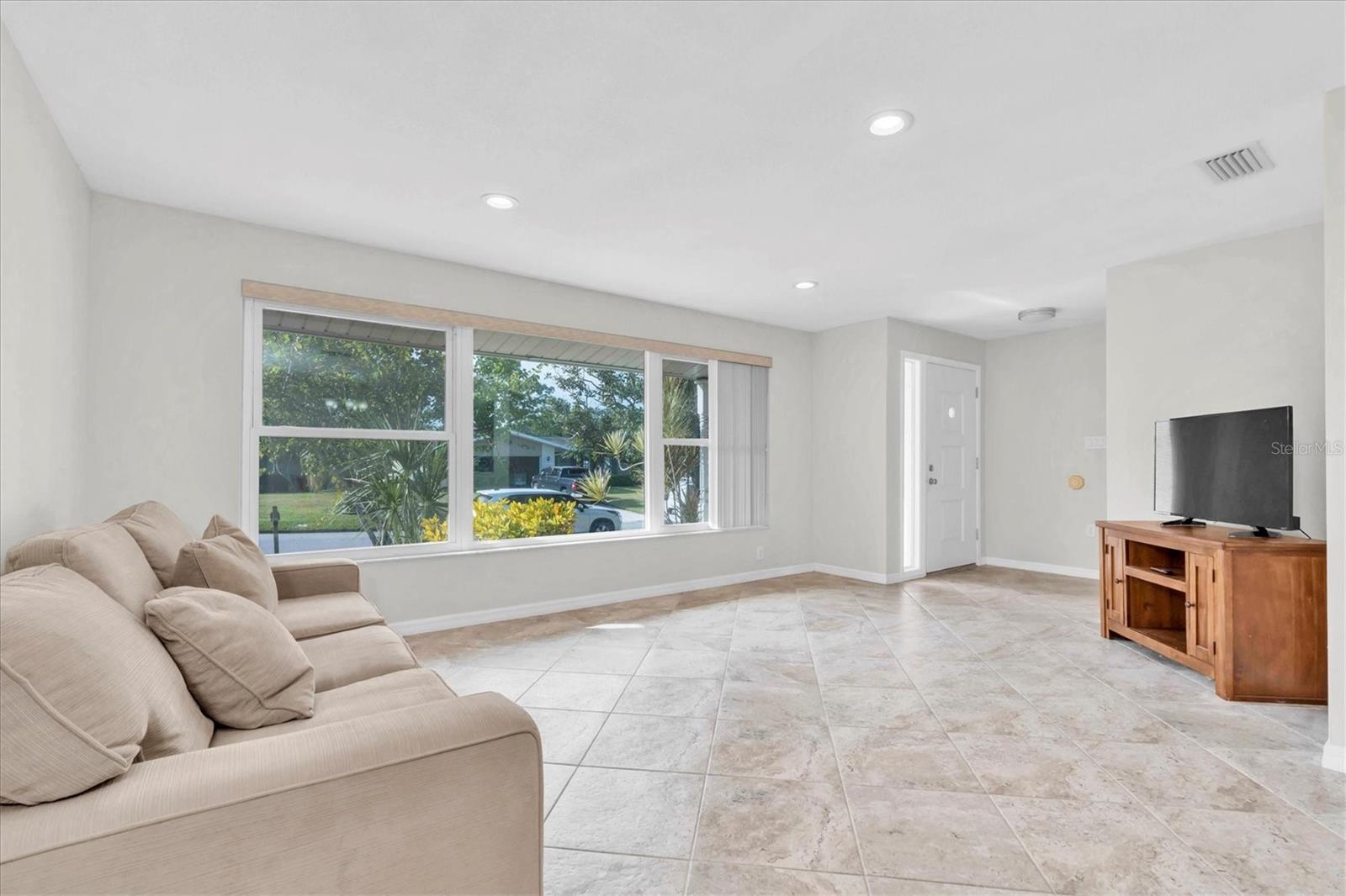 Image 3 of 34 For 2311 Mangrum Drive