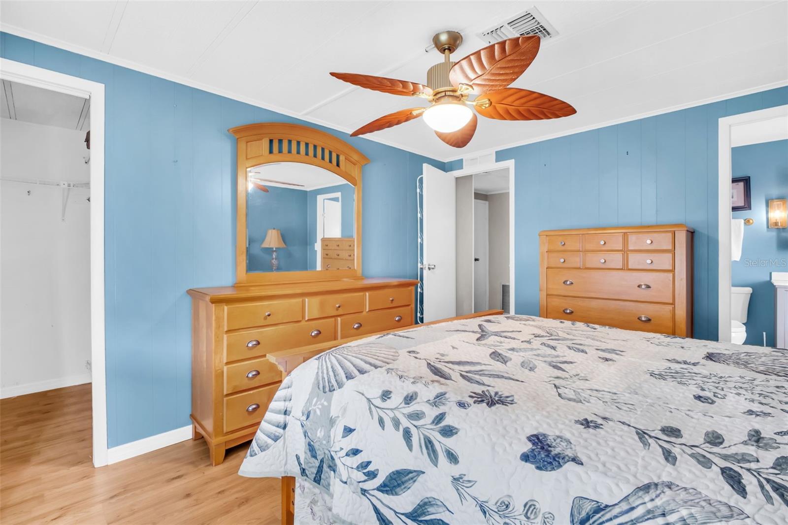 Image 37 of 58 For 2033 Maui Drive