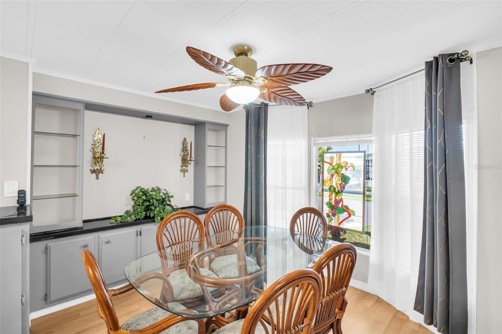 Image 39 of 58 For 2033 Maui Drive