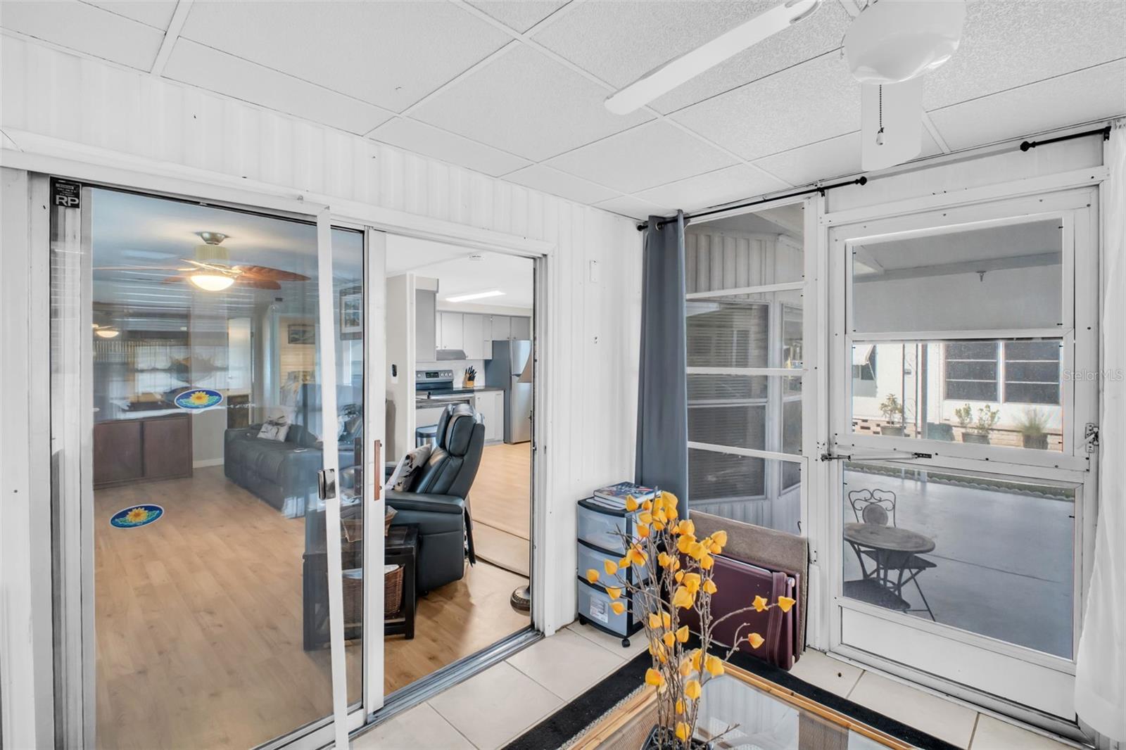 Image 40 of 58 For 2033 Maui Drive