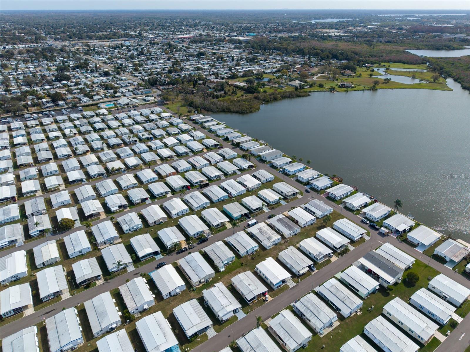 Image 48 of 58 For 2033 Maui Drive