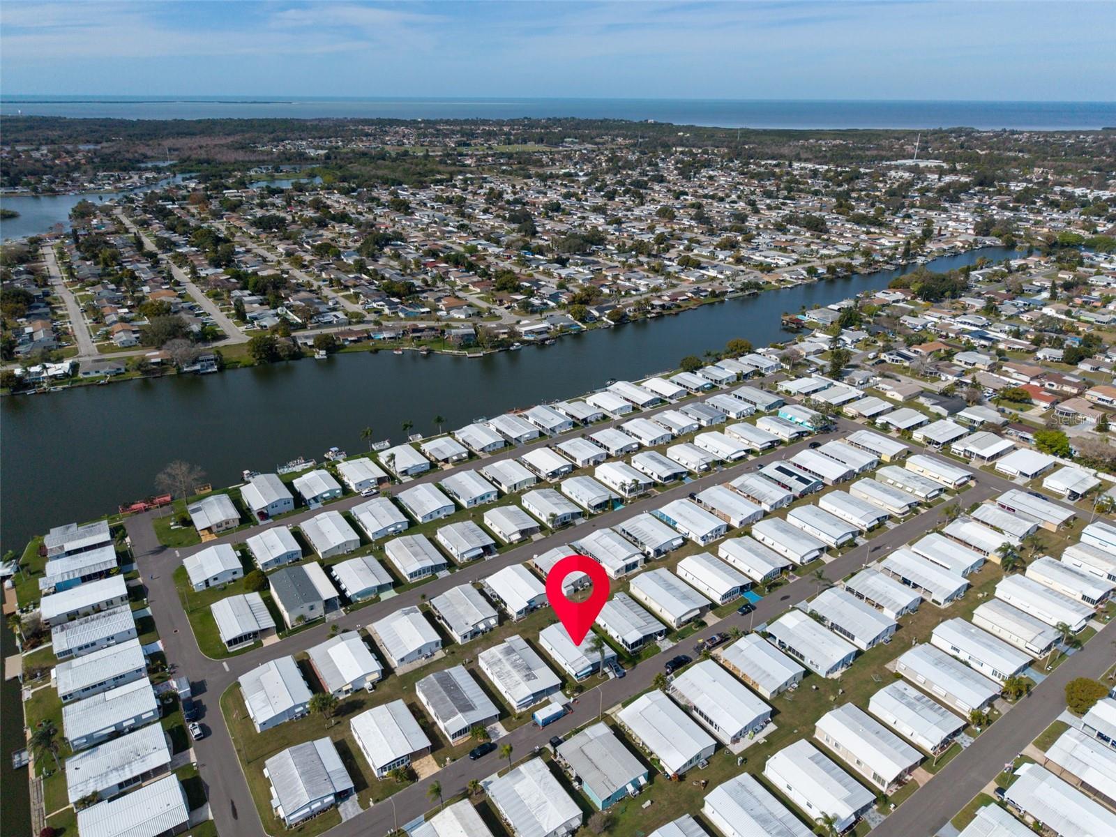 Image 53 of 58 For 2033 Maui Drive