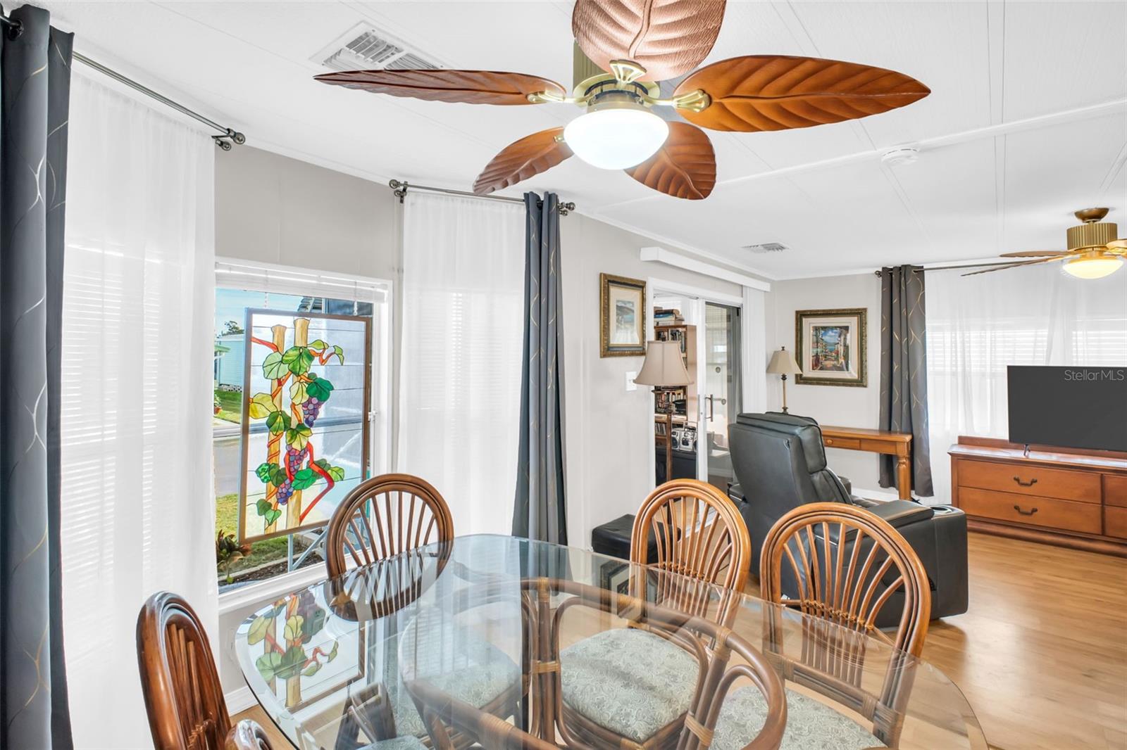 Image 8 of 58 For 2033 Maui Drive