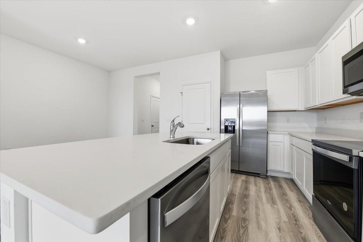 Image 10 of 38 For 8066 Swan Mist Way