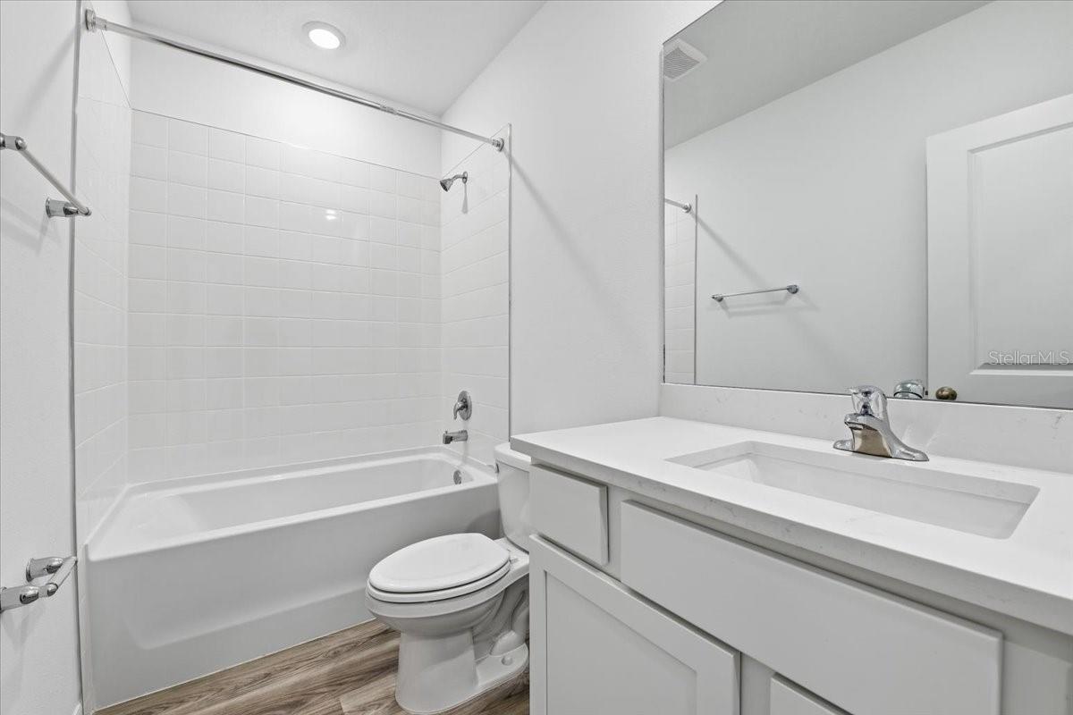 Image 18 of 38 For 8066 Swan Mist Way