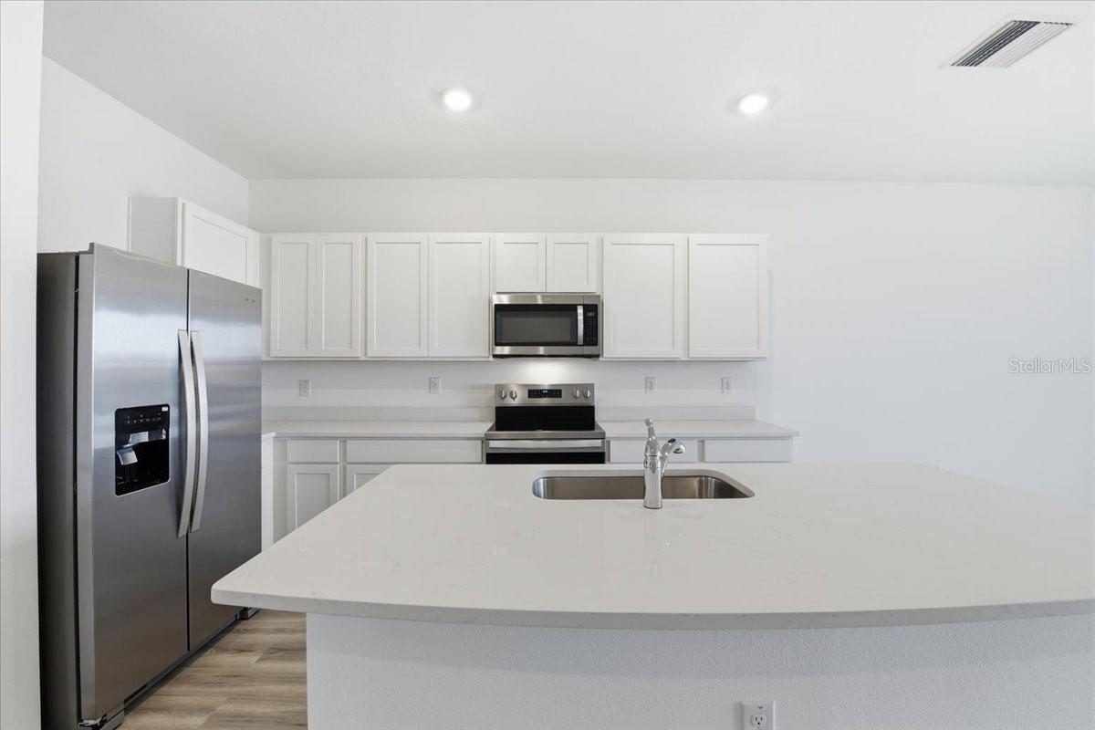 Image 9 of 38 For 8066 Swan Mist Way