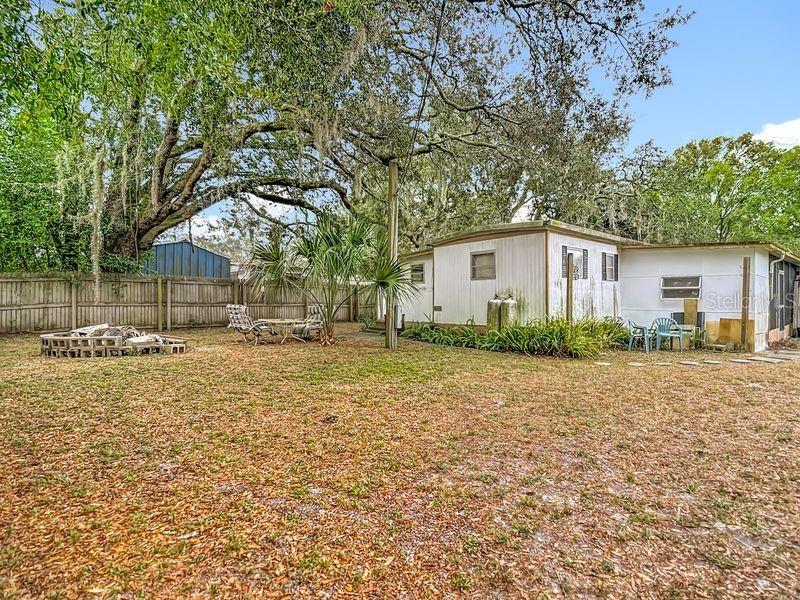 Image 25 of 35 For 8145 Campbell Court