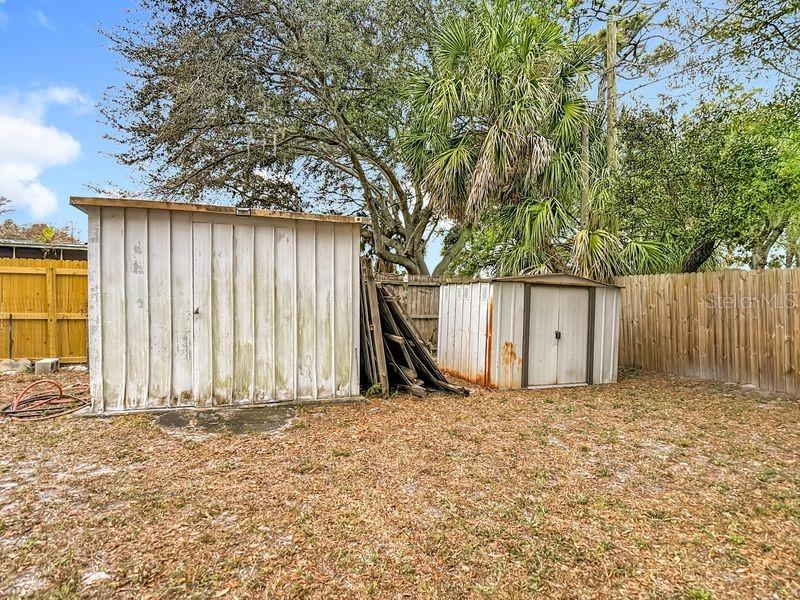 Image 26 of 35 For 8145 Campbell Court