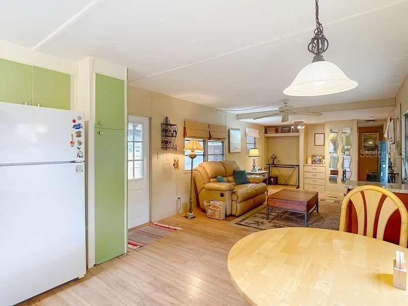 Image 8 of 35 For 8145 Campbell Court