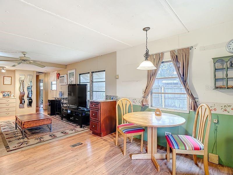 Image 9 of 35 For 8145 Campbell Court