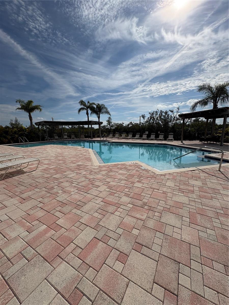 Image 5 of 19 For 4323 Bayside Village Drive 202