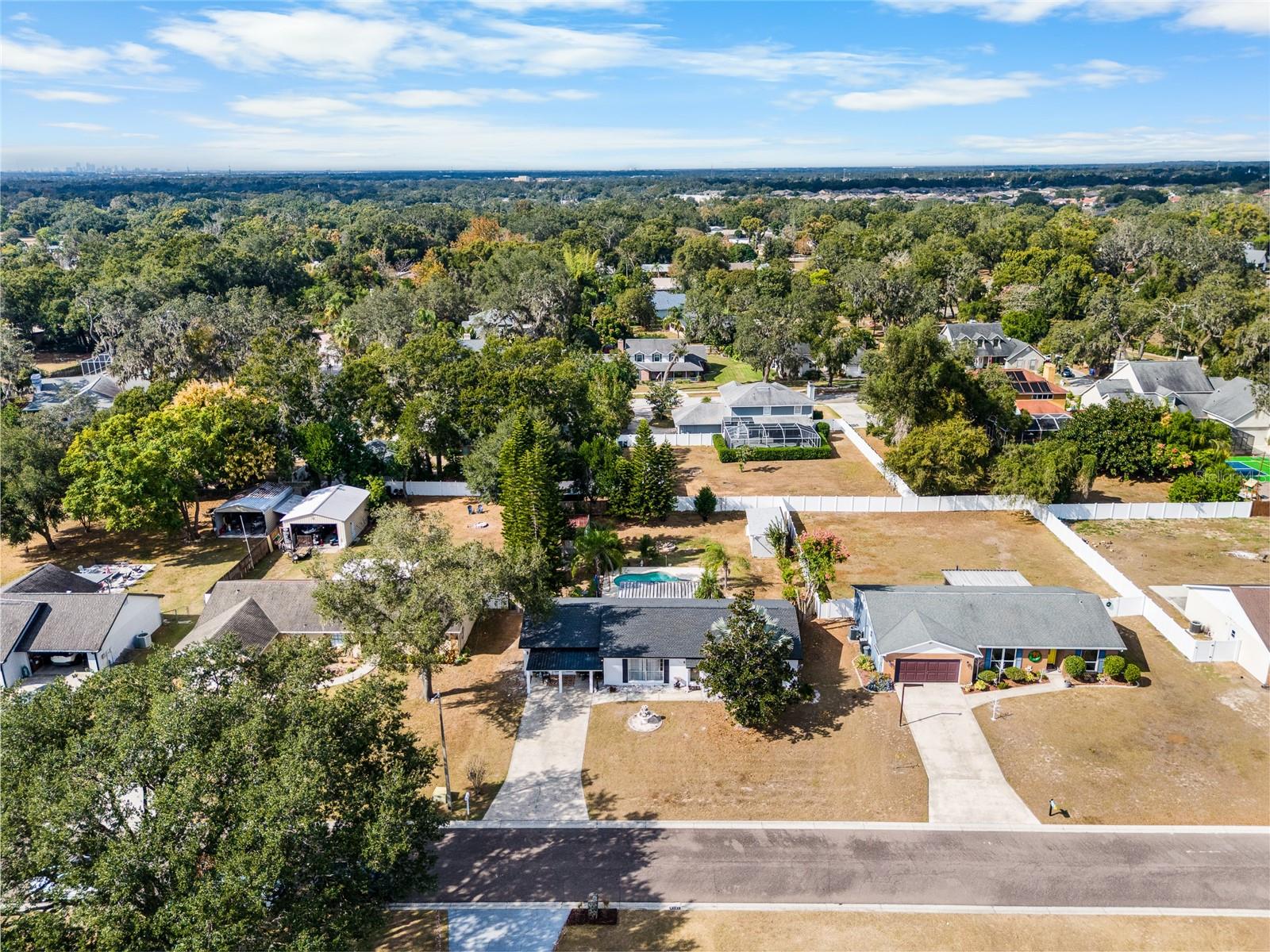 Listing photo id 26 for 1539 Highcrest Circle