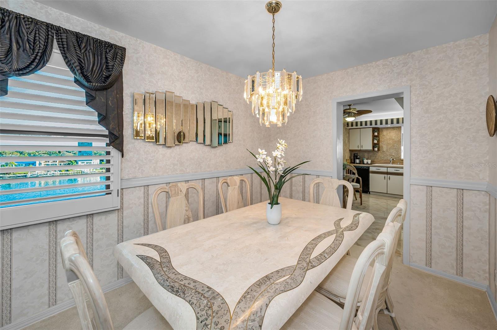 Image 20 of 59 For 2539 Gary Circle 704