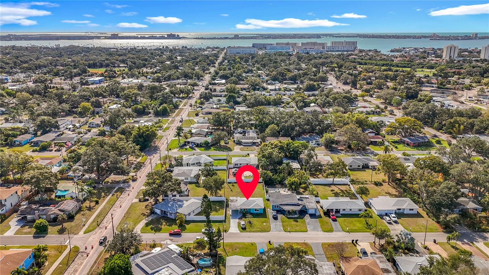 Image 2 of 56 For 5810 Tangerine Avenue S