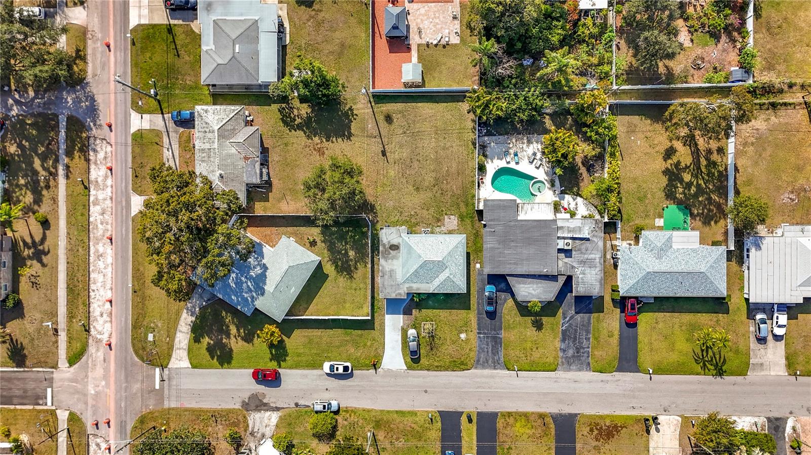 Image 45 of 56 For 5810 Tangerine Avenue S