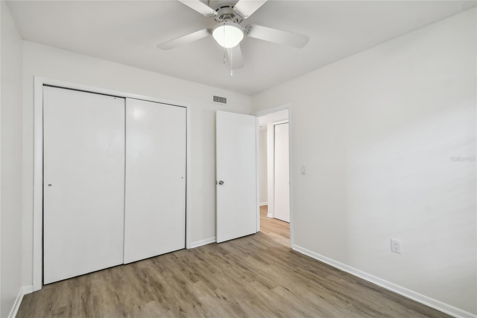 Image 12 of 31 For 3810 Cleveland Street B