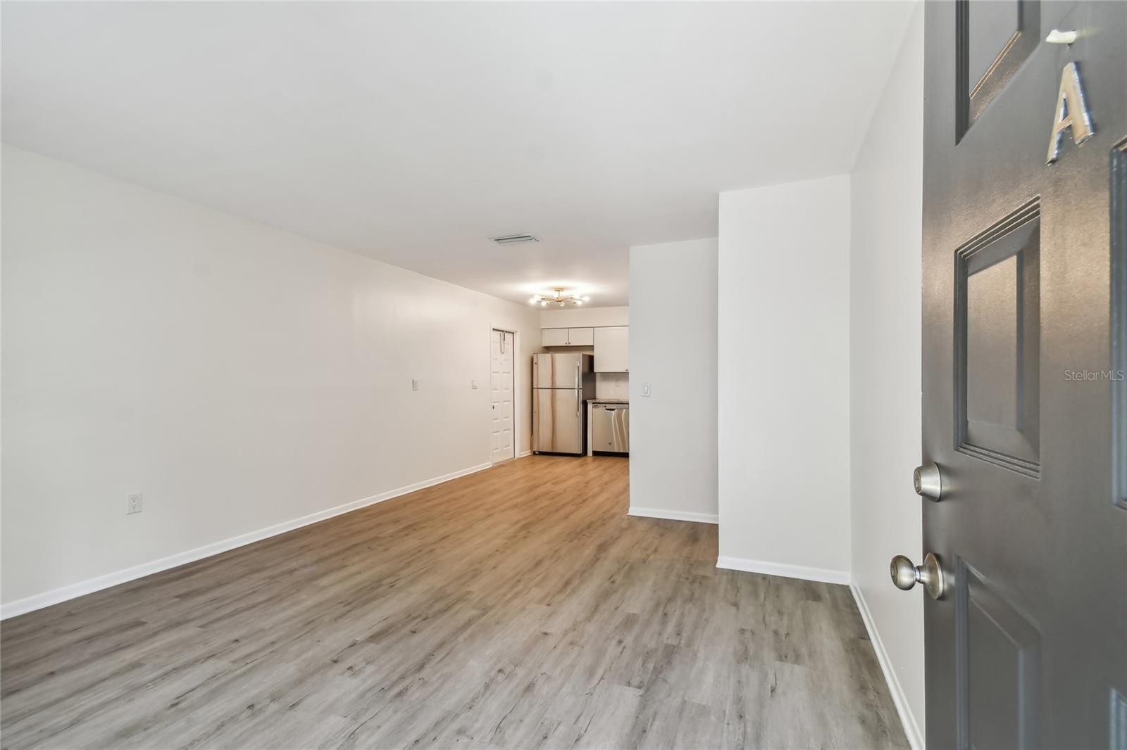 Image 2 of 31 For 3810 Cleveland Street B