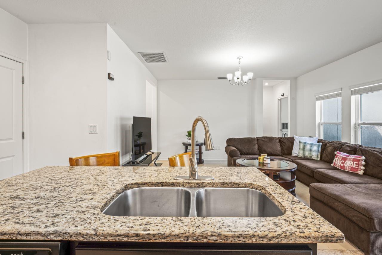 Image 19 of 61 For 571 Old Windsor Way