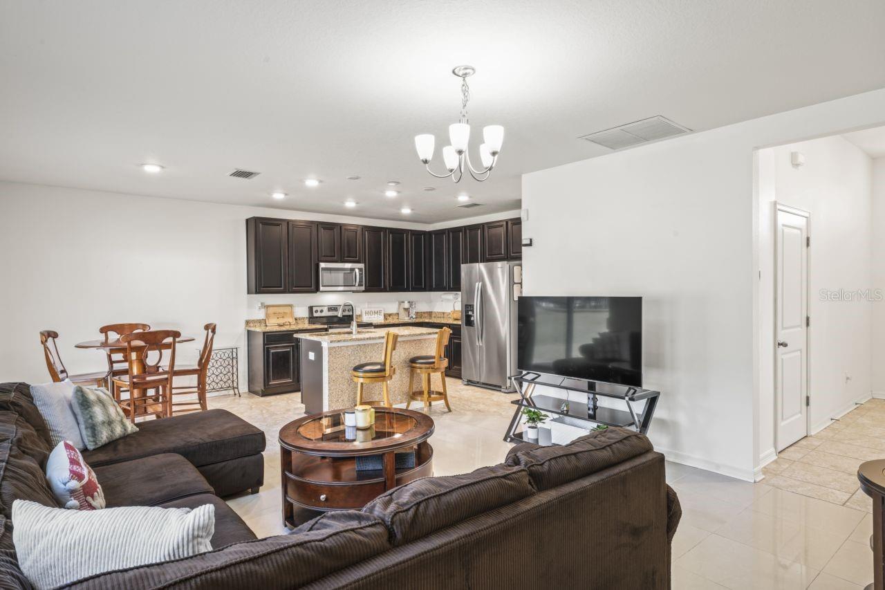 Image 3 of 61 For 571 Old Windsor Way