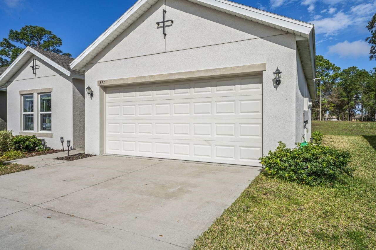 Image 46 of 61 For 571 Old Windsor Way