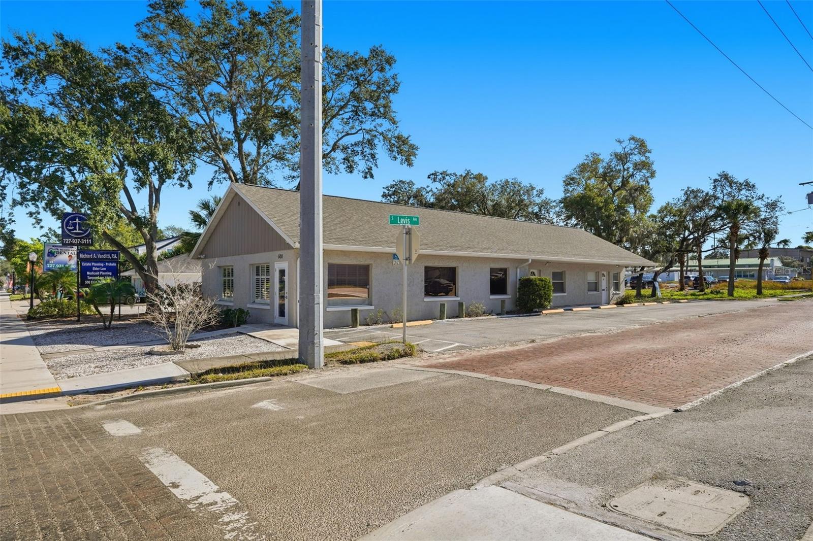 Image 31 of 33 For 500 Tarpon Avenue