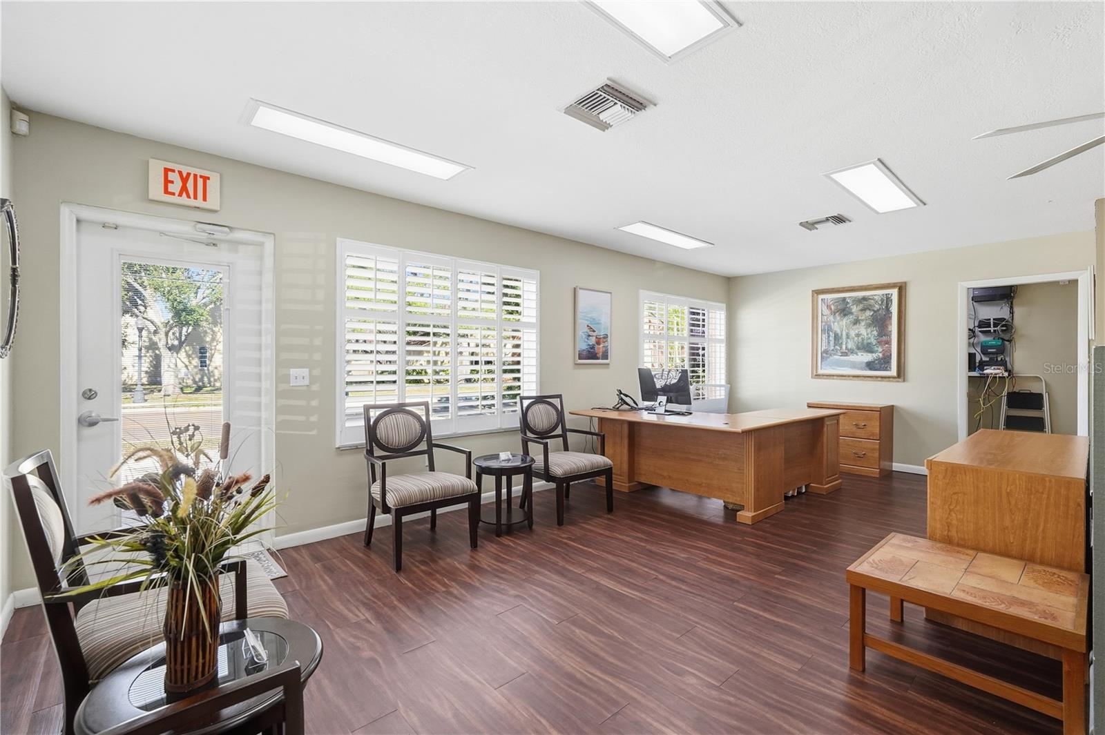 Image 6 of 33 For 500 Tarpon Avenue