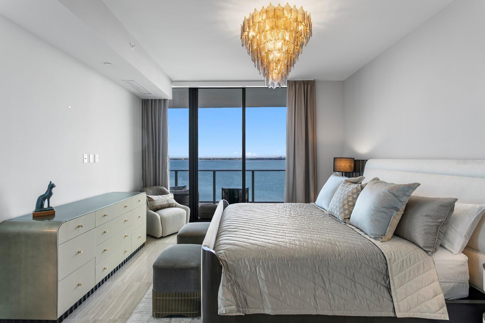 Listing photo id 13 for 3101 Bayshore Boulevard 801