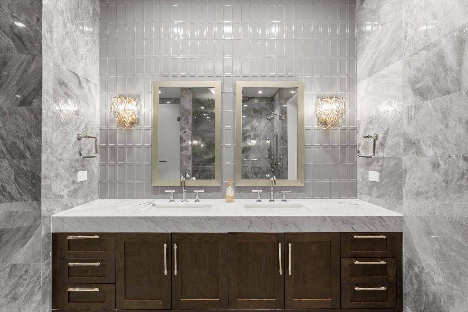 Listing photo id 17 for 3101 Bayshore Boulevard 801