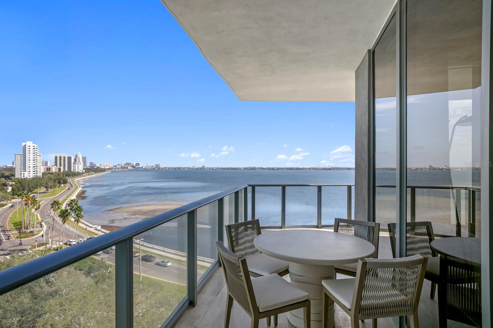 Listing photo id 24 for 3101 Bayshore Boulevard 801