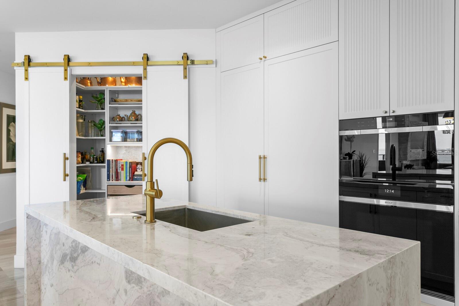 Listing photo id 28 for 3101 Bayshore Boulevard 801