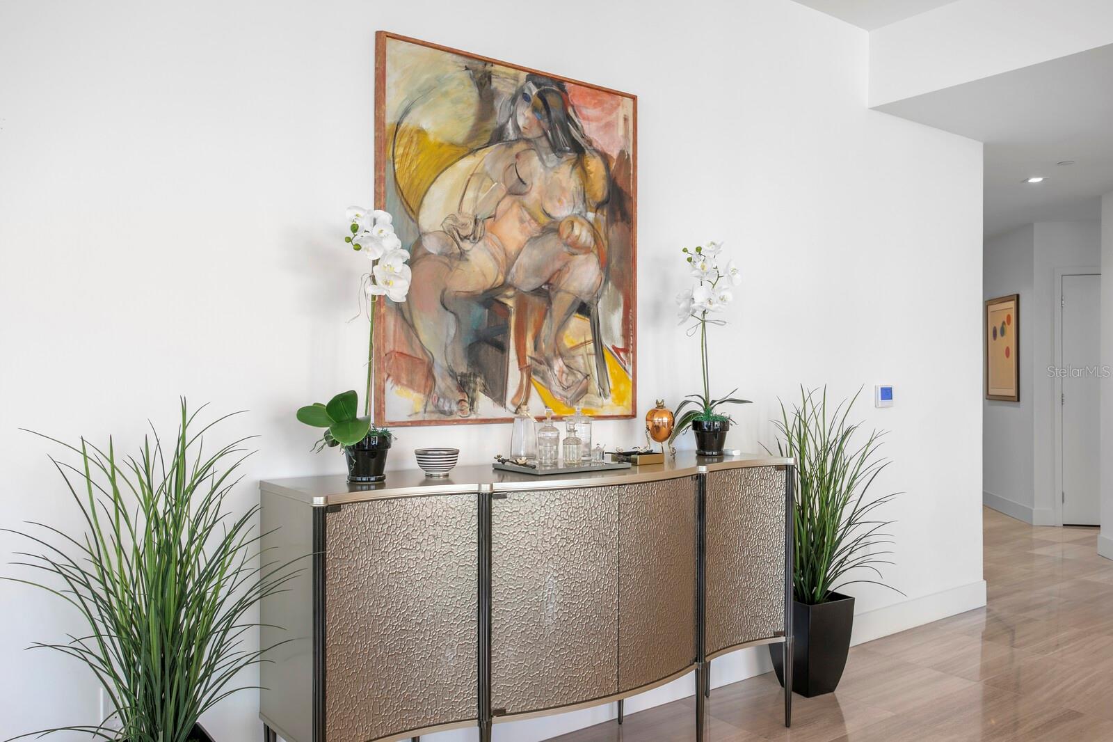 Listing photo id 2 for 3101 Bayshore Boulevard 801