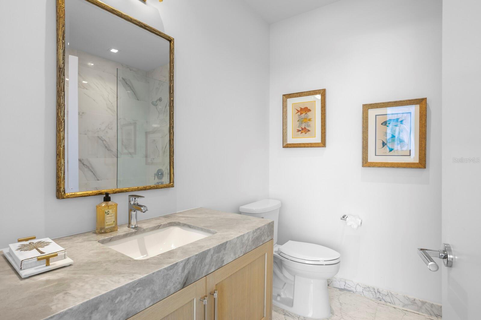 Listing photo id 42 for 3101 Bayshore Boulevard 801