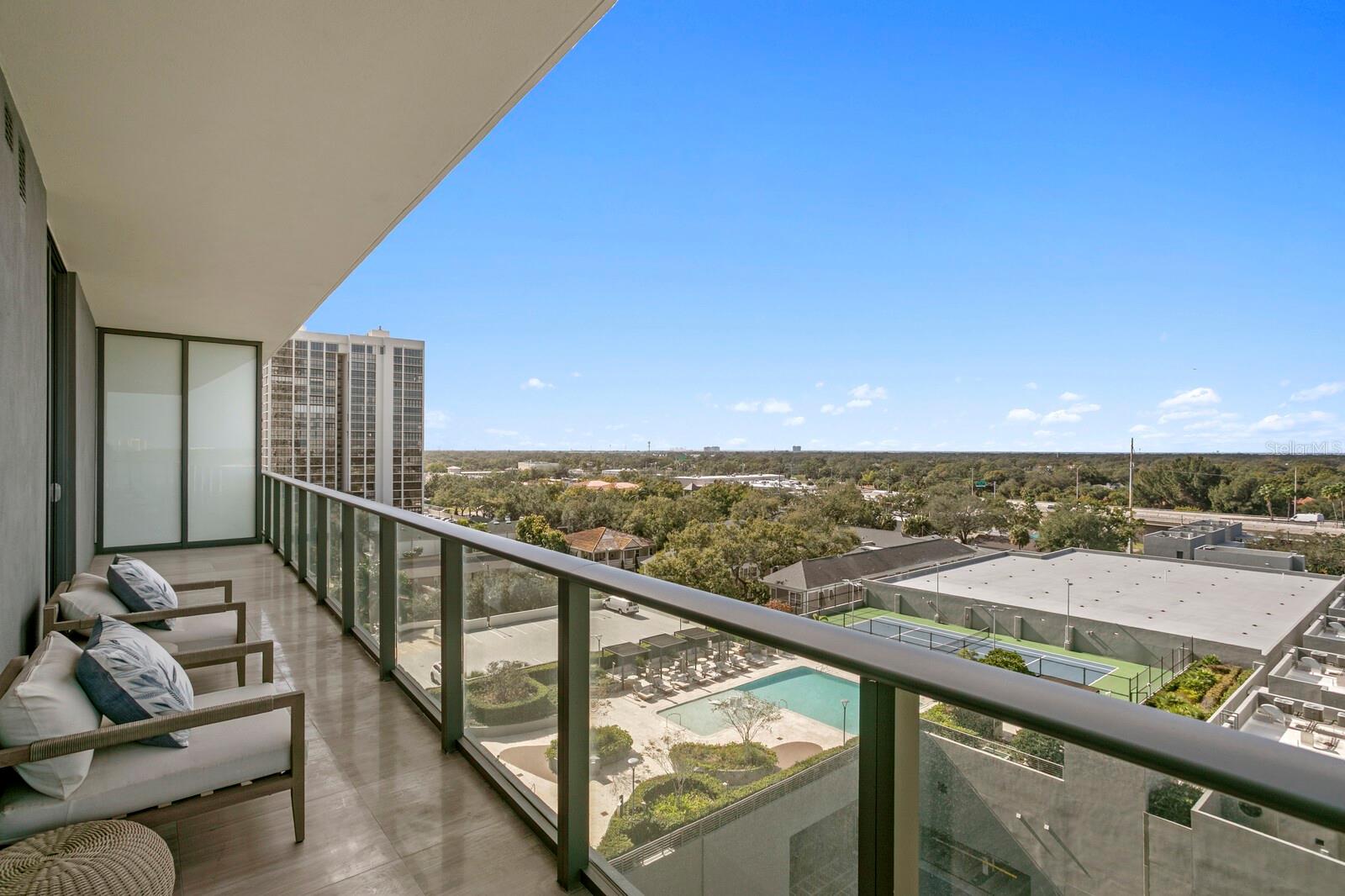 Listing photo id 47 for 3101 Bayshore Boulevard 801