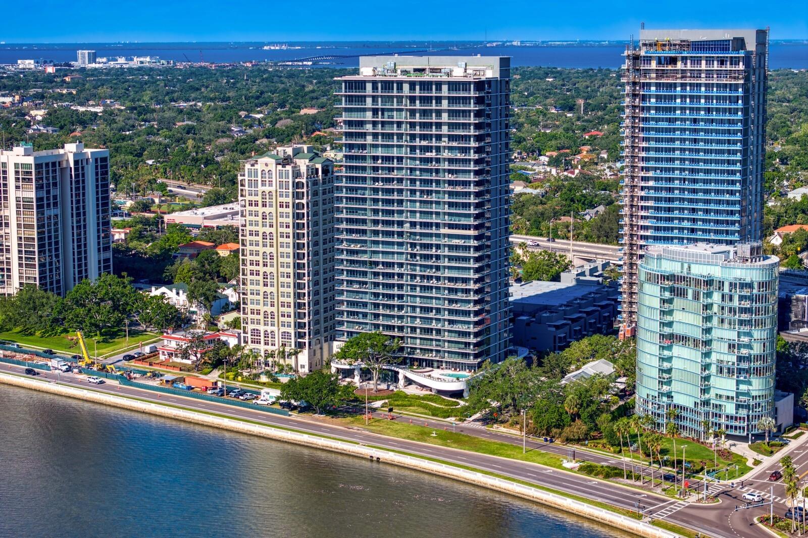 Listing photo id 52 for 3101 Bayshore Boulevard 801