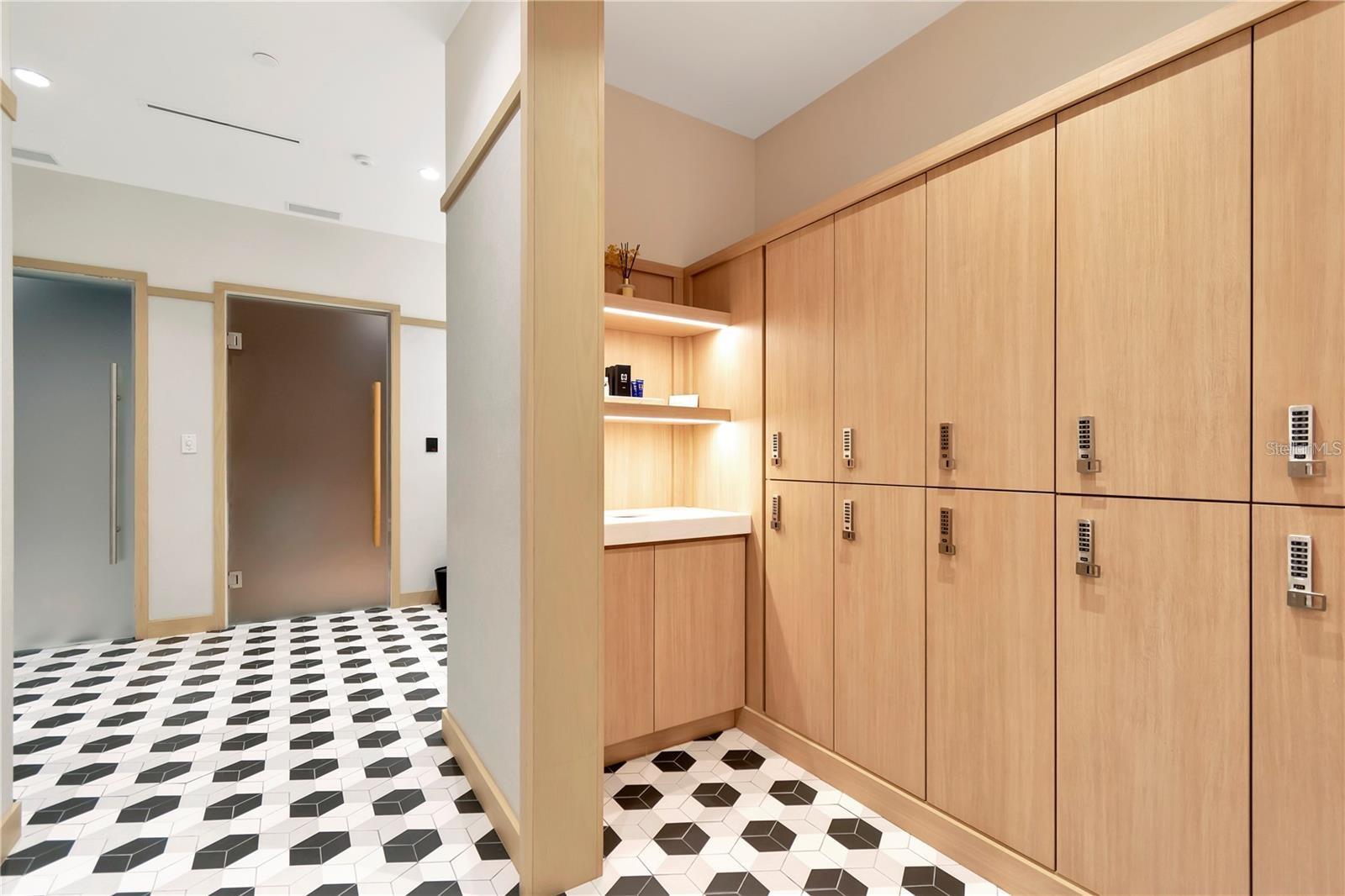 Listing photo id 78 for 3101 Bayshore Boulevard 801