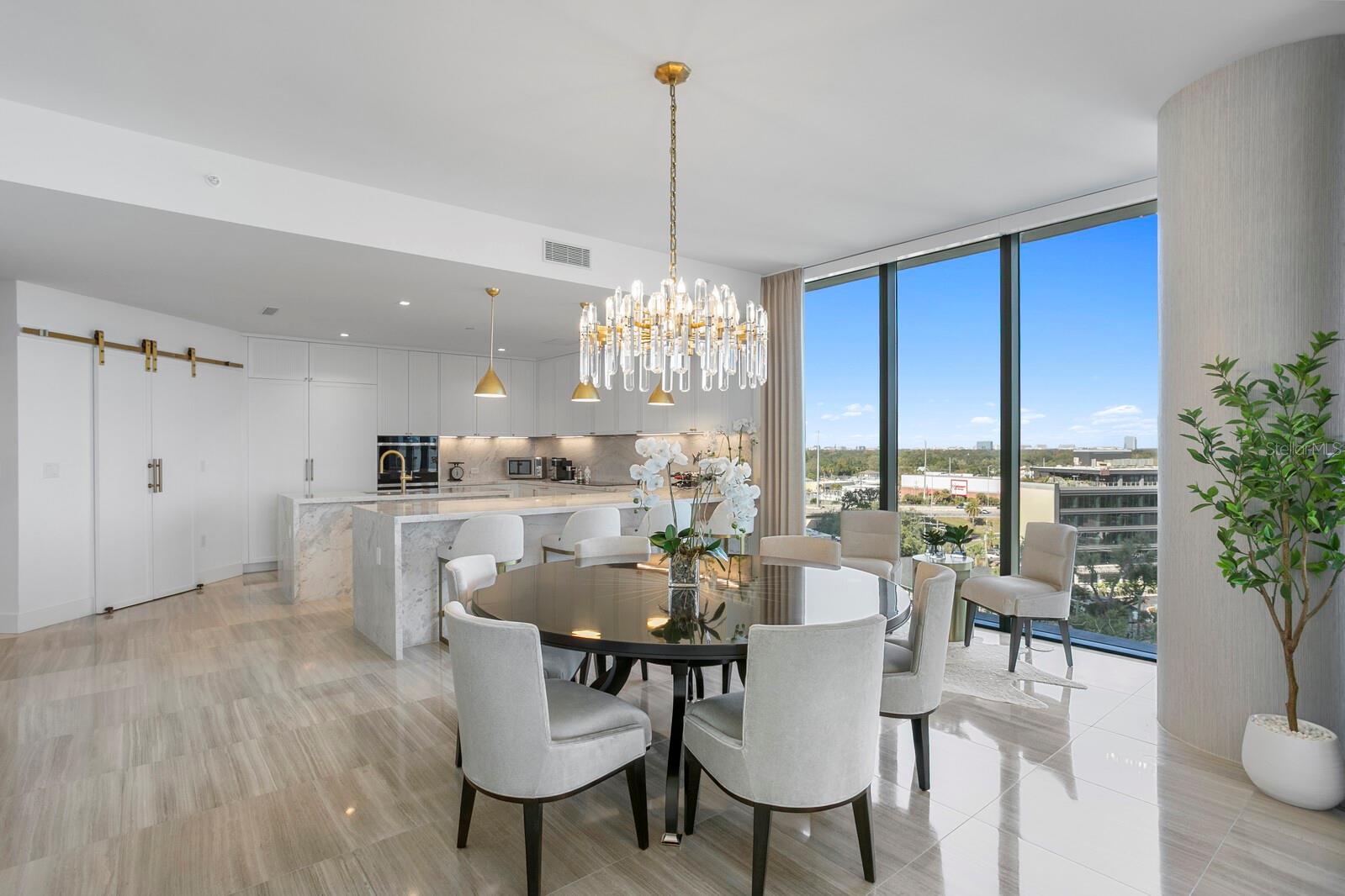 Listing photo id 7 for 3101 Bayshore Boulevard 801