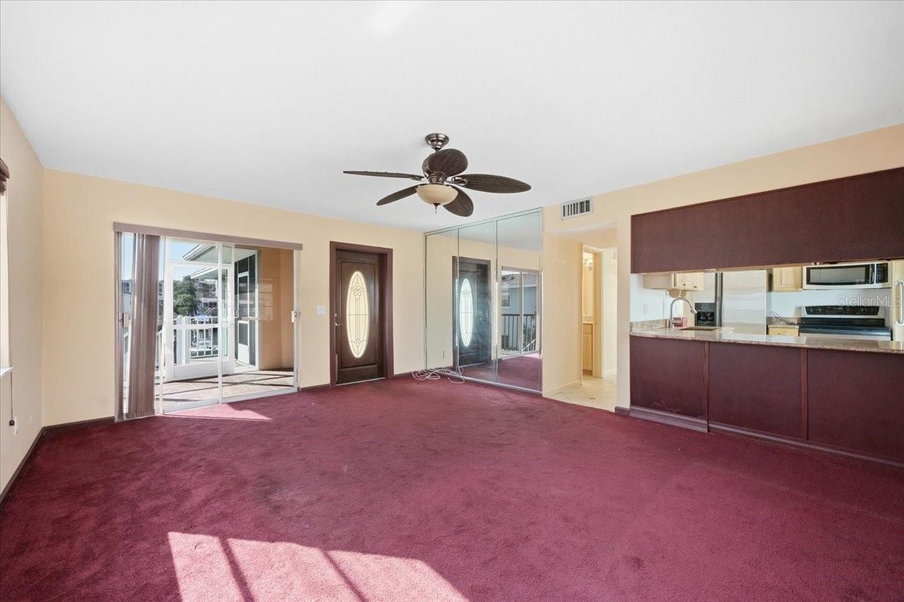 Image 10 of 55 For 231 Skiff Point 7